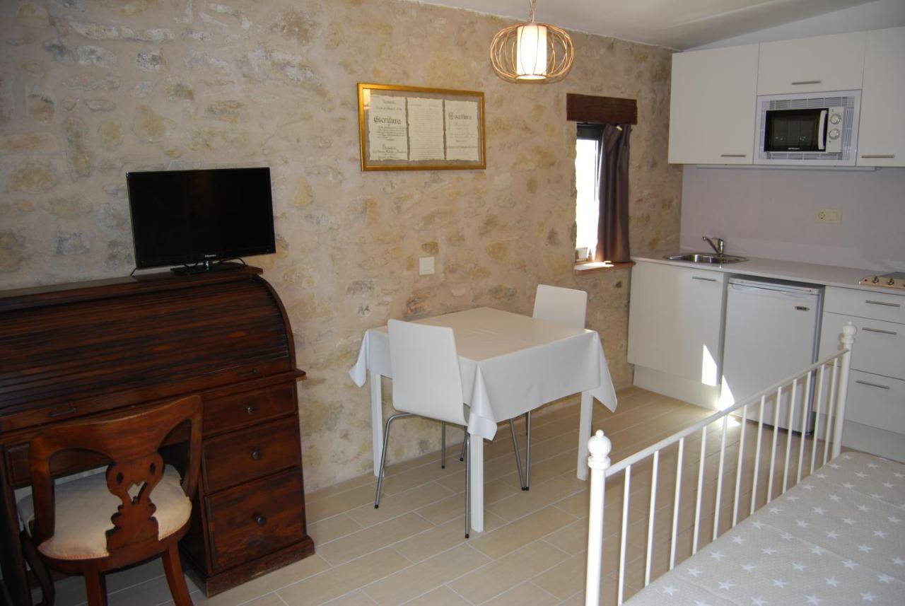 Fonda Comerç Estudio doble Torroella de Montgrí Exterior foto